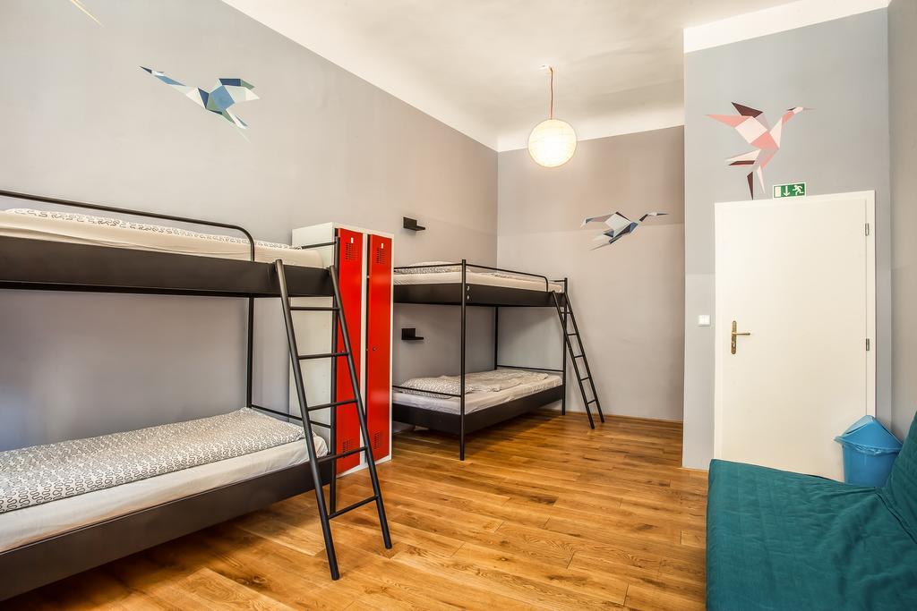 Ahoy! Hostel Praha Rom bilde